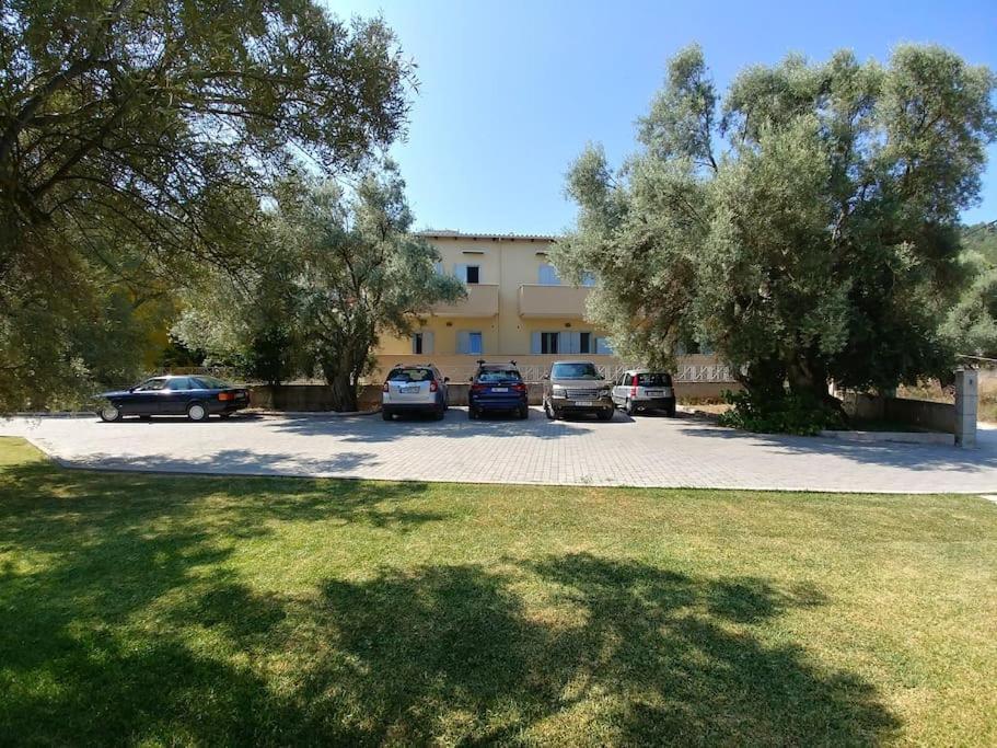 Villa *Drosia*/5' From Town & Sea/Mountain View Frínion Exteriér fotografie